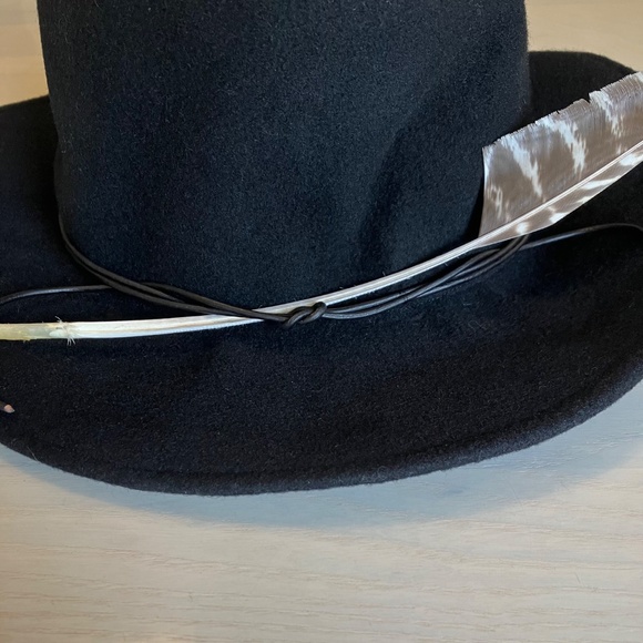 NWT Brooks Boswell Felt Wool Hat with Feather Size S Black - Picture 5 of 6